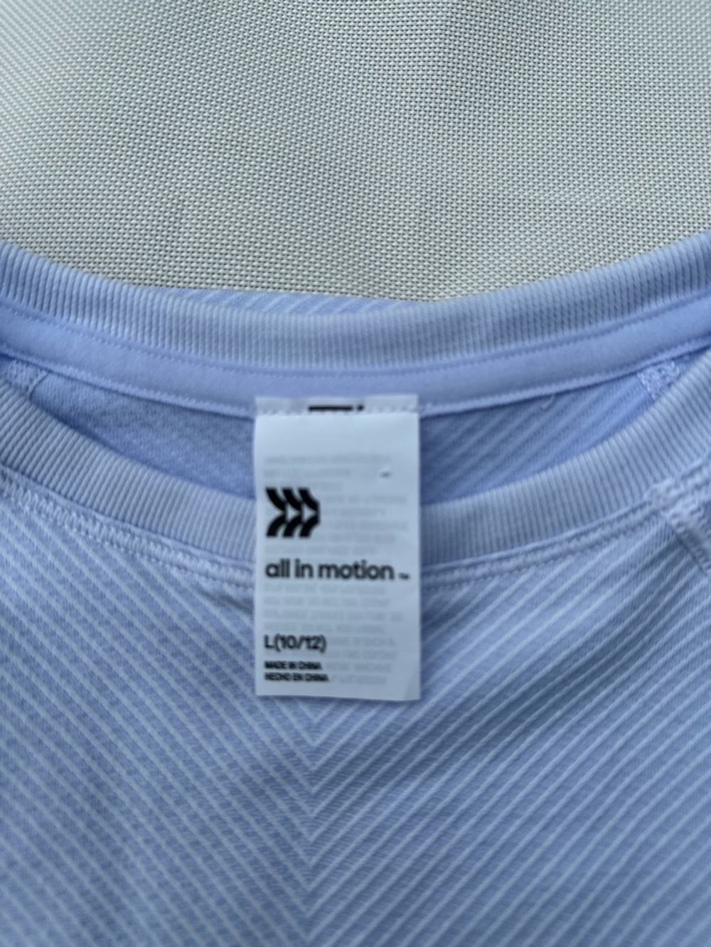 Light Blue  Girl or Women's Active Crop Top & Leggings Set size 10/12 oh small - Picture 7 of 12